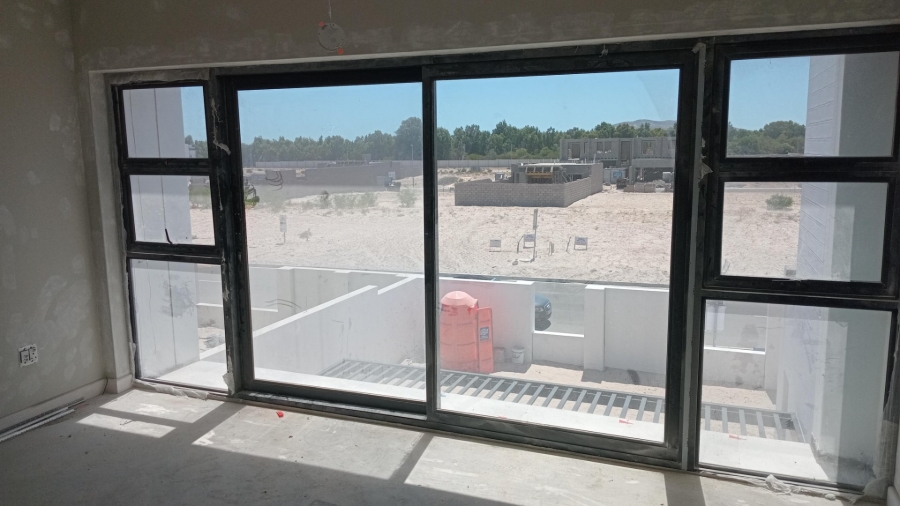 4 Bedroom Property for Sale in Sandown Western Cape